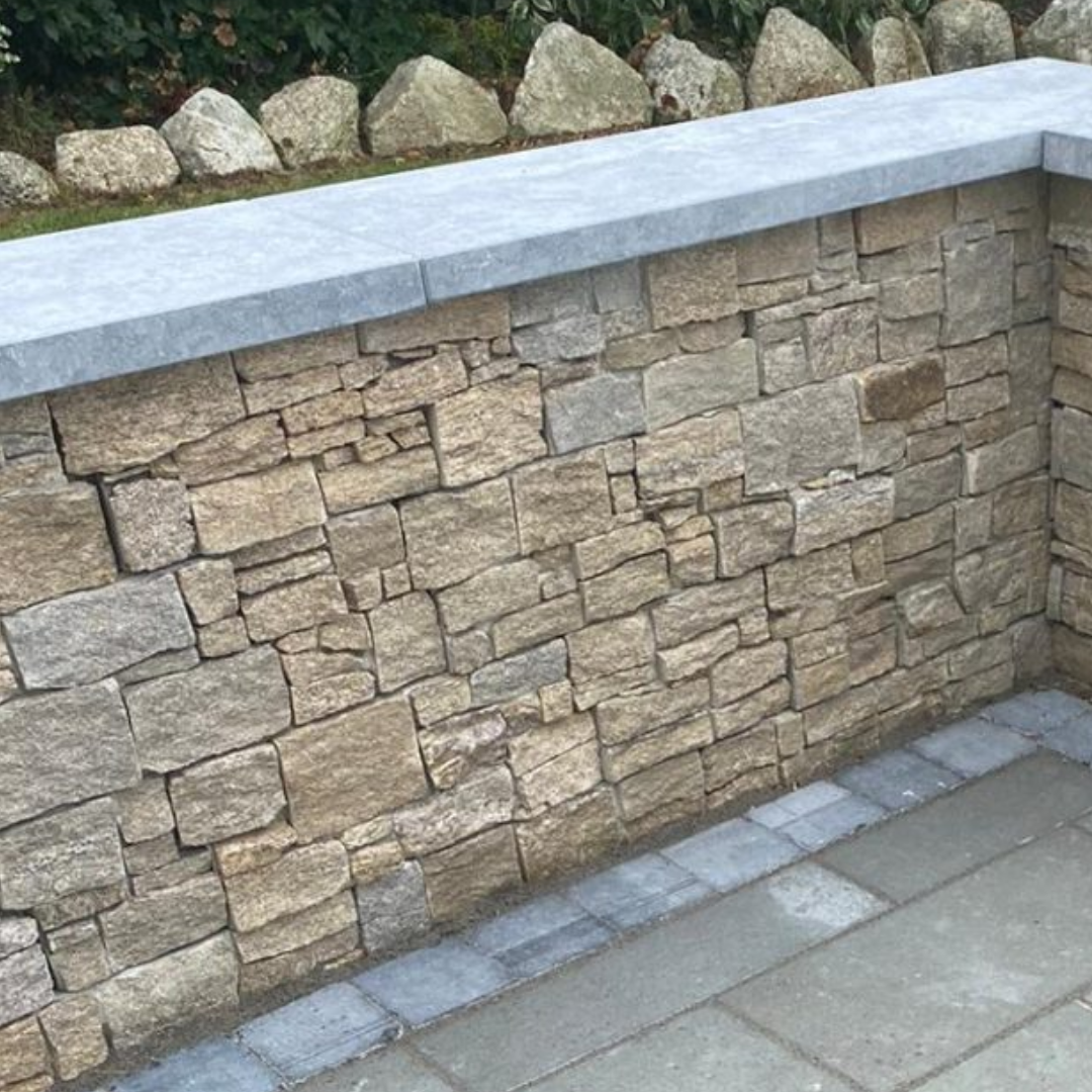 Yellow Granite Z-stone Cladding Patio Wall Close